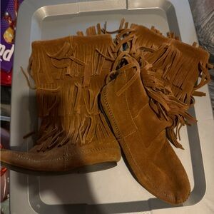 Minnetonka Brown Fringe Moccasins